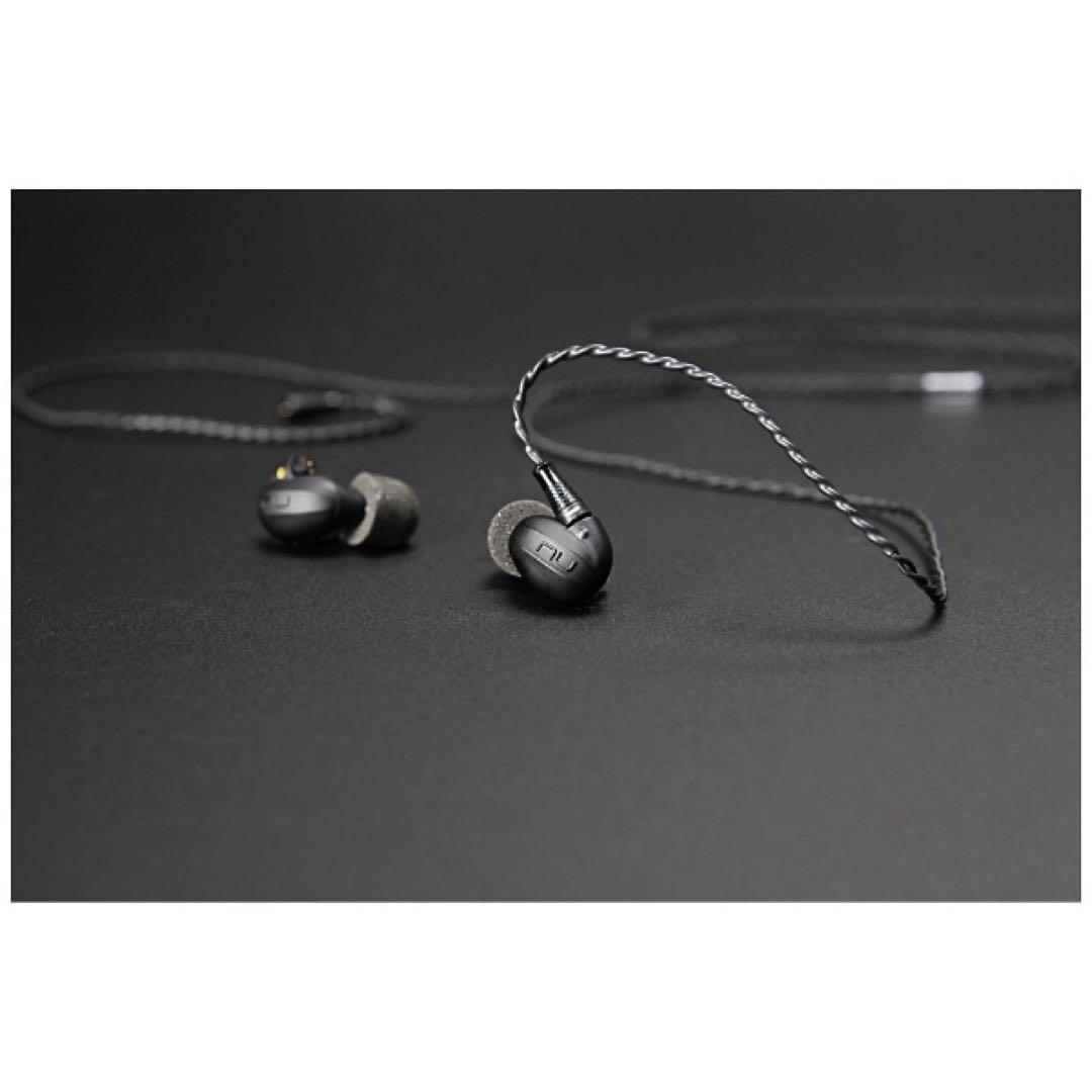 新品未使用】Optoma NuForce HEM4 Reference ブラック