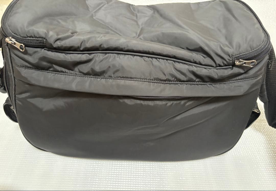 【未使用】SSOOOK スリングバッグ Mサイズ (左)黒