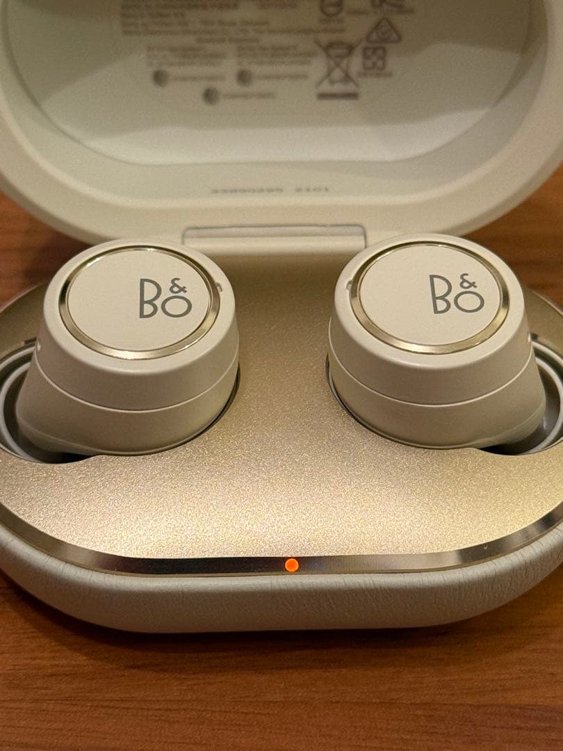 Bang&Olufsen Beoplay E8 3rd Genゴールド イヤホン