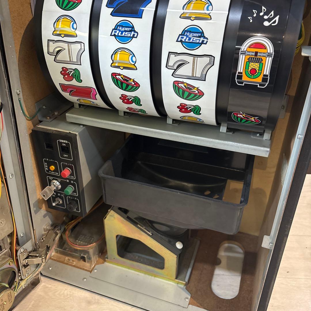 ア*ラ様 Hyper Rush スロットマシン ハイパーラッシュ
