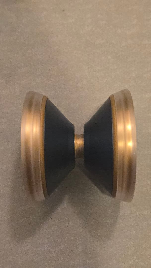 ヨーヨー　コントラスト(真鍮+PC)