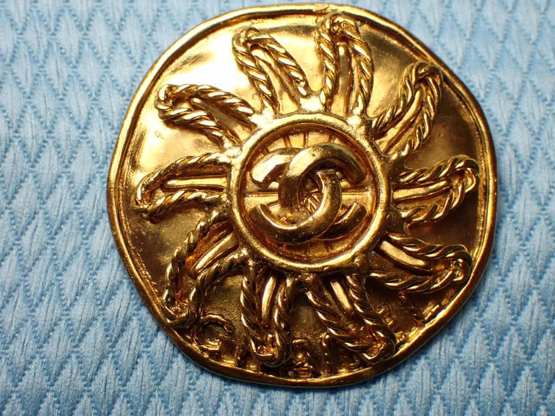 ●CHANEL シャネル●ブローチ●1994年秋冬●45.8 x 46.3 mm