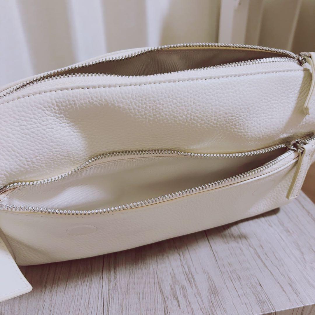 BEARDSLEY 本革レザーボディバッグ