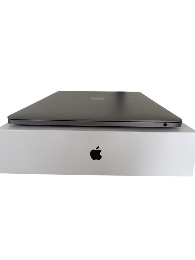 MacBook Pro 2017 13インチ 16GB/128GB 箱付き