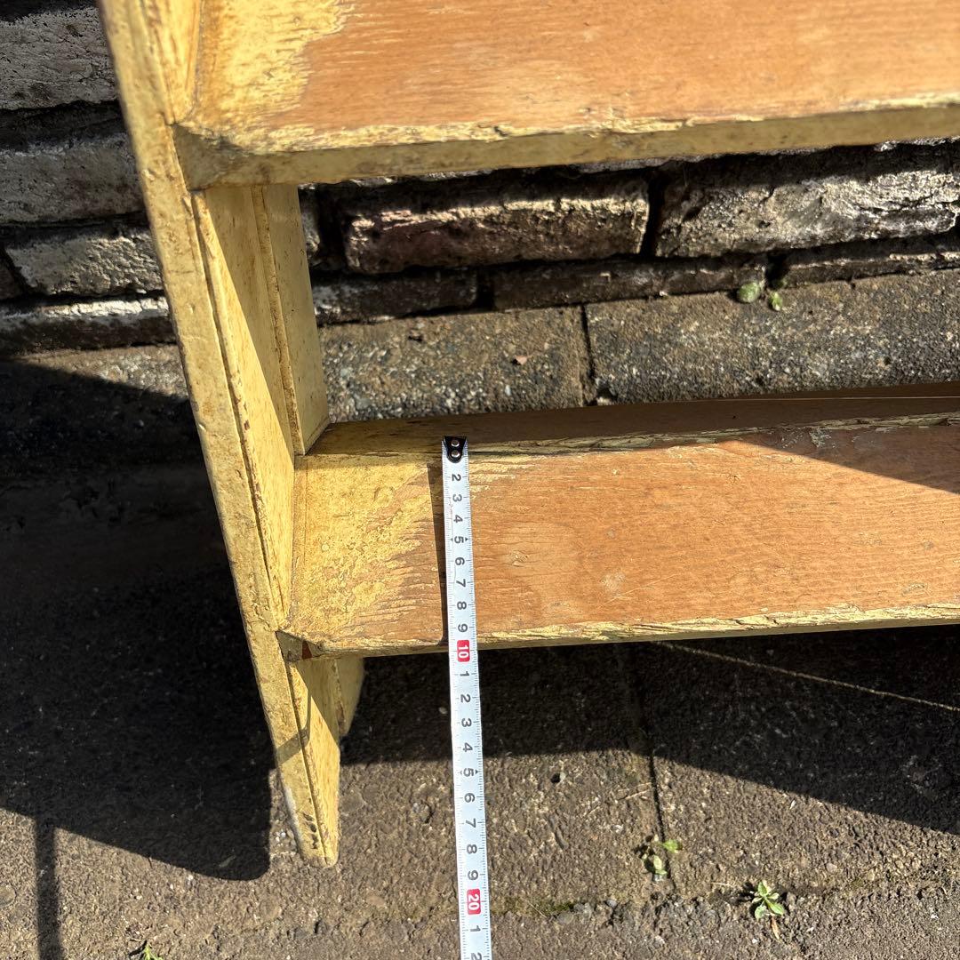 ステップラダー　アンティーク　飾り棚