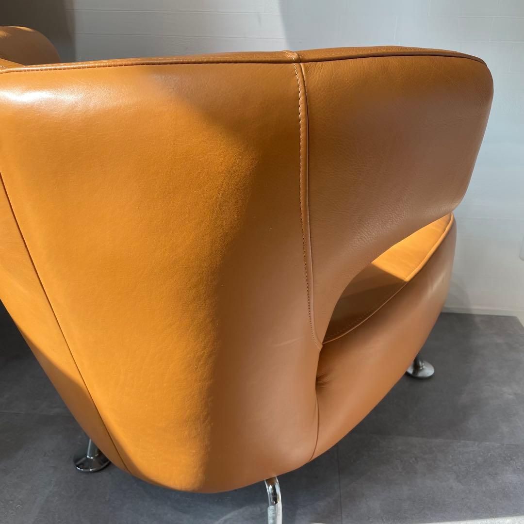 送料込　IDC OTSUKA ドミシール 総革張　アームチェア レザー　オレンジ