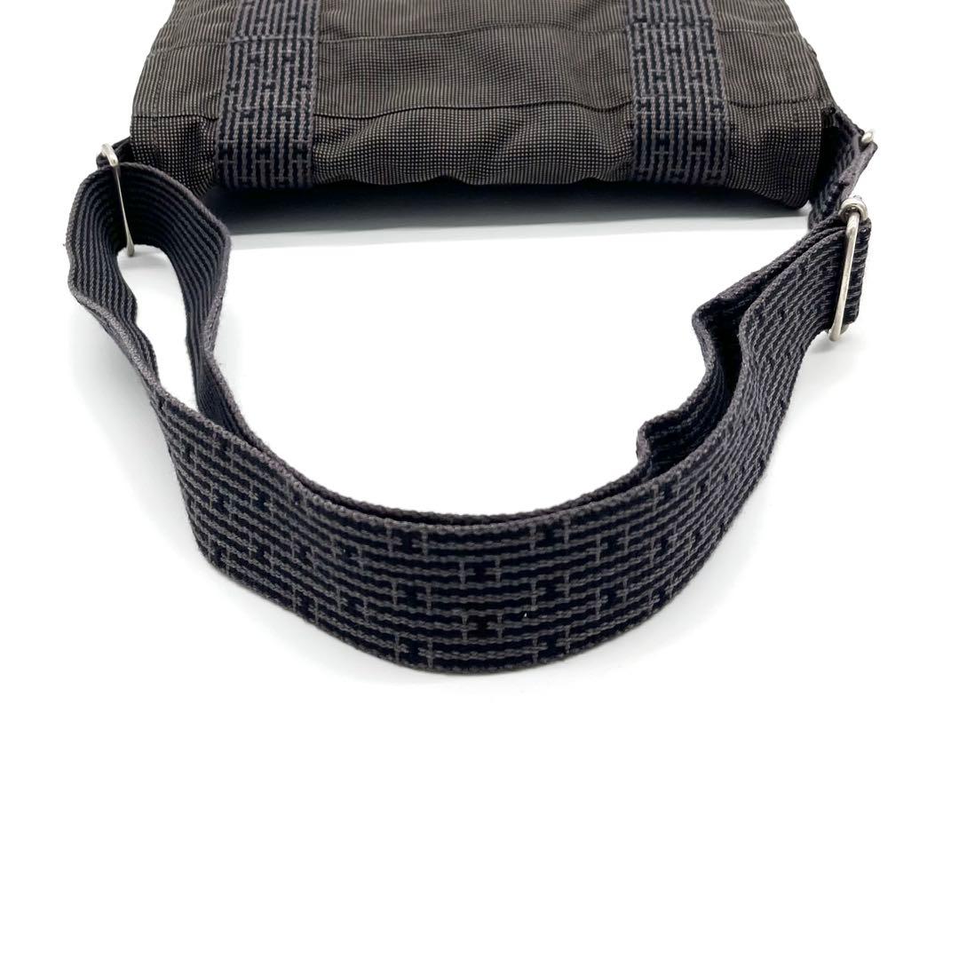 HERMES エルメス エールライン バサスPM 斜め掛け