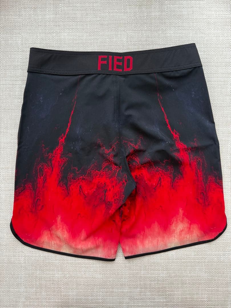 FIED サーフパンツ サイズ28 ブラックレッド