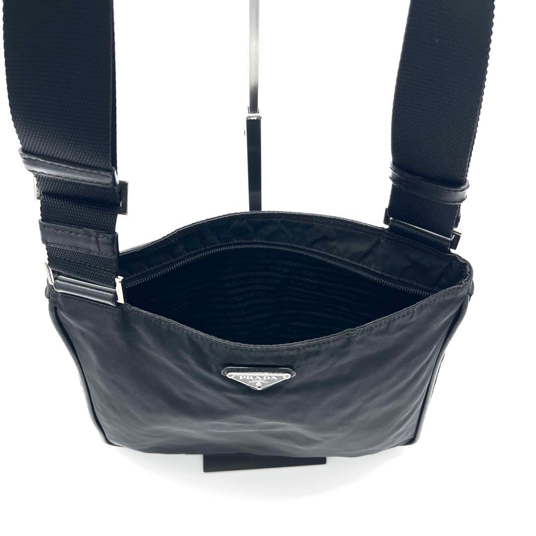 PRADAプラダ サコッシュ ショルダーバッグ テスート サフィアーノ ブラック