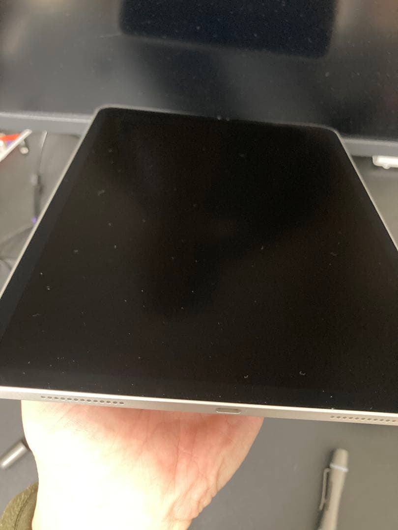 iPad Pro 11 第二世代256GBシルバー【ジャンク•ロック解除済】