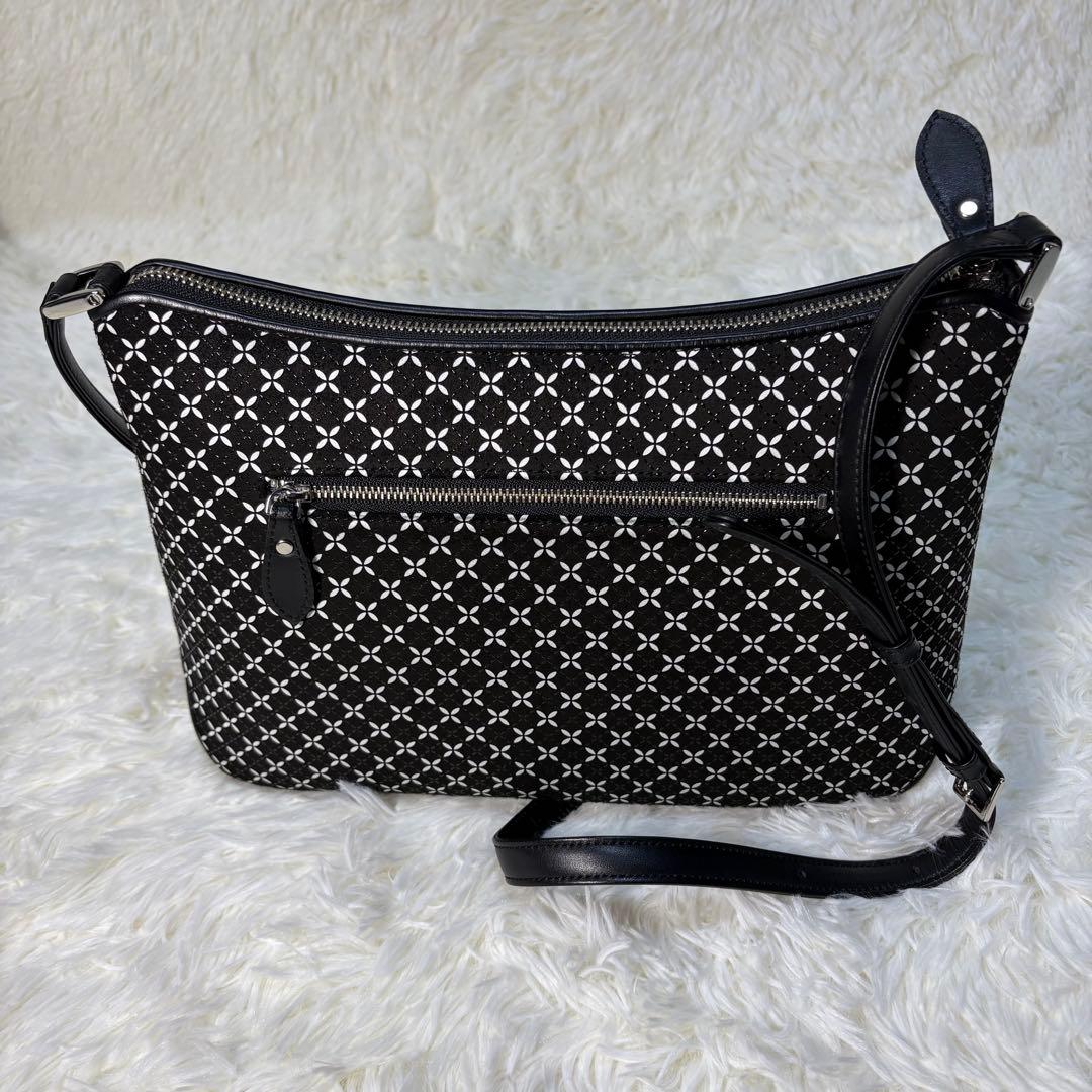 印傳屋 印伝 未使用級　ショルダー バッグ そよか 七宝　保存袋　箱付き