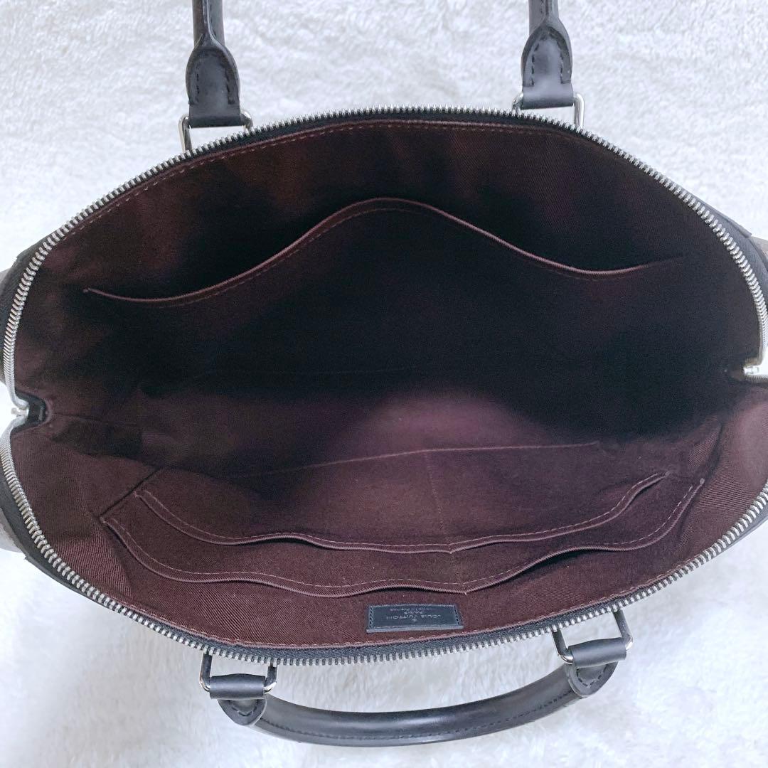 極美品 ♪ ルイヴィトン モノグラム マカサー ポルトドキュマン ジュール A4