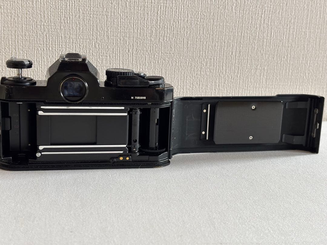 Nikon NewFM2 一眼レフカメラ Nikkor 50mm f/1.4