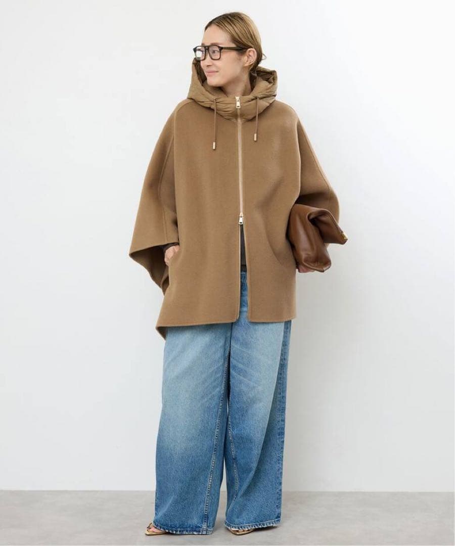 新品　タグ付き　【MY WHITE/マイホワイト】CAPE