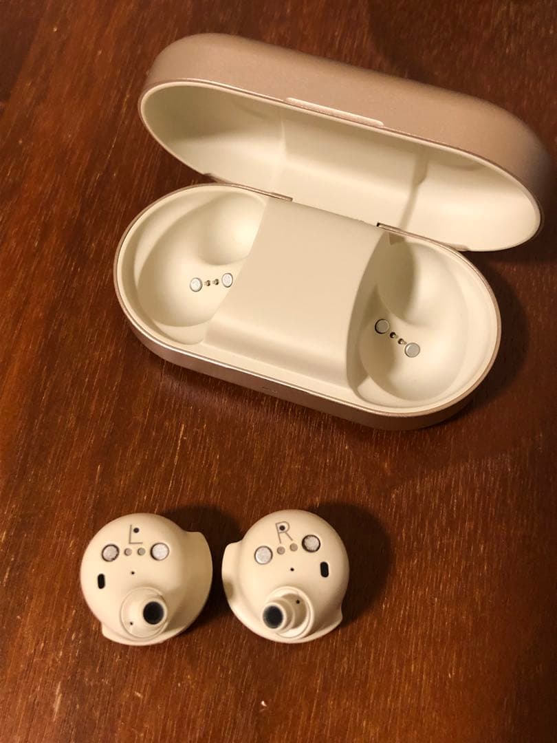 【訳あり】Bang & Olufusen / Beoplay EQ Sand