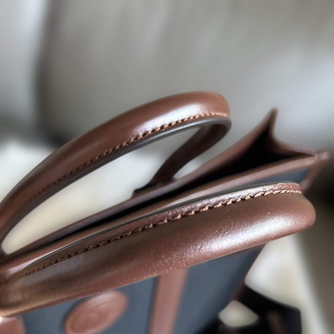 【美品】ハンティングワールド 【7831ビジネスバック】 ブラック&ブラウン