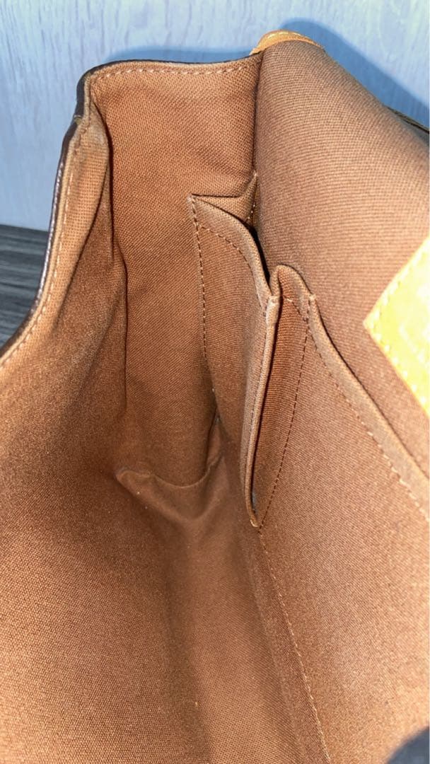 ルイヴィトン　モノグラム　ボスフォール　メッセンジャーバッグ　M40106