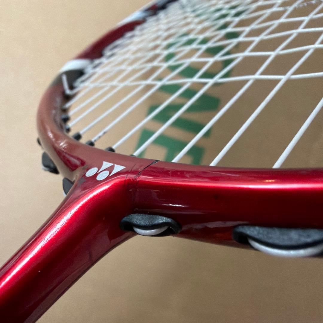 傷ありヨネックス ArcSaber 10 　アークセイバー　バドミントンラケット