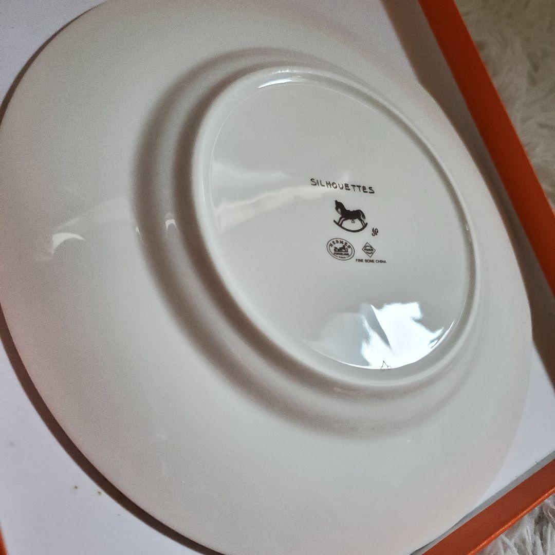 極美品 HERMES エルメス シルエット デザートプレート 20cm 箱付