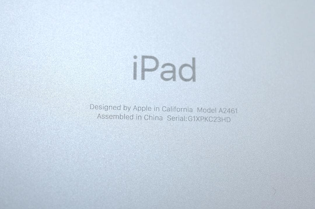 第5世代 iPad Pro 12.9インチ 256GB シルバー YA0009