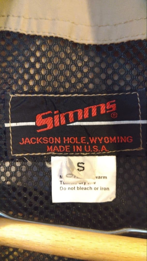 Simmsヴィンテージマスターベスト斜めロゴ