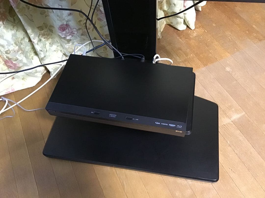 4T-C43EN2 アクオス　4K 2022年製　壁寄せスタンドタイプ