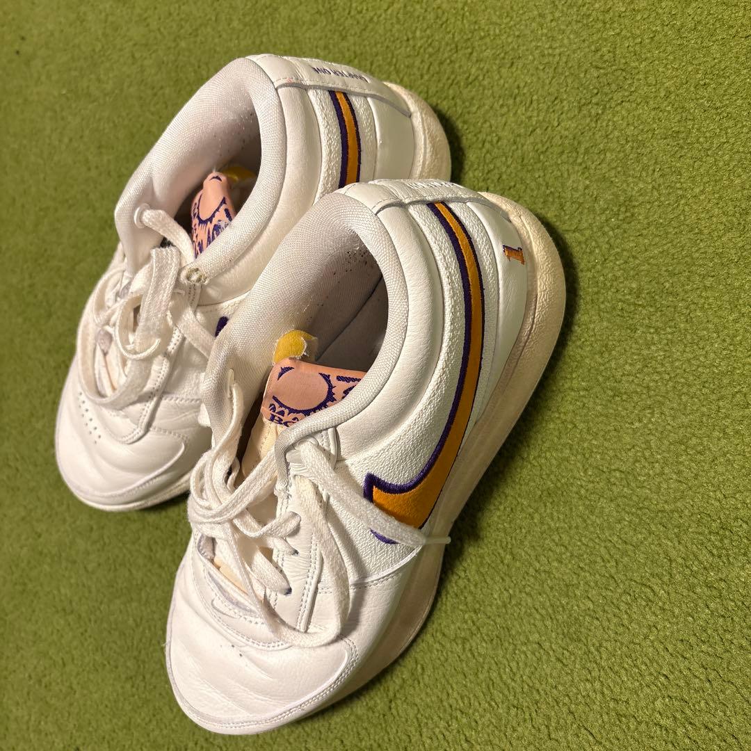 Nike バスケットボールシューズ book1