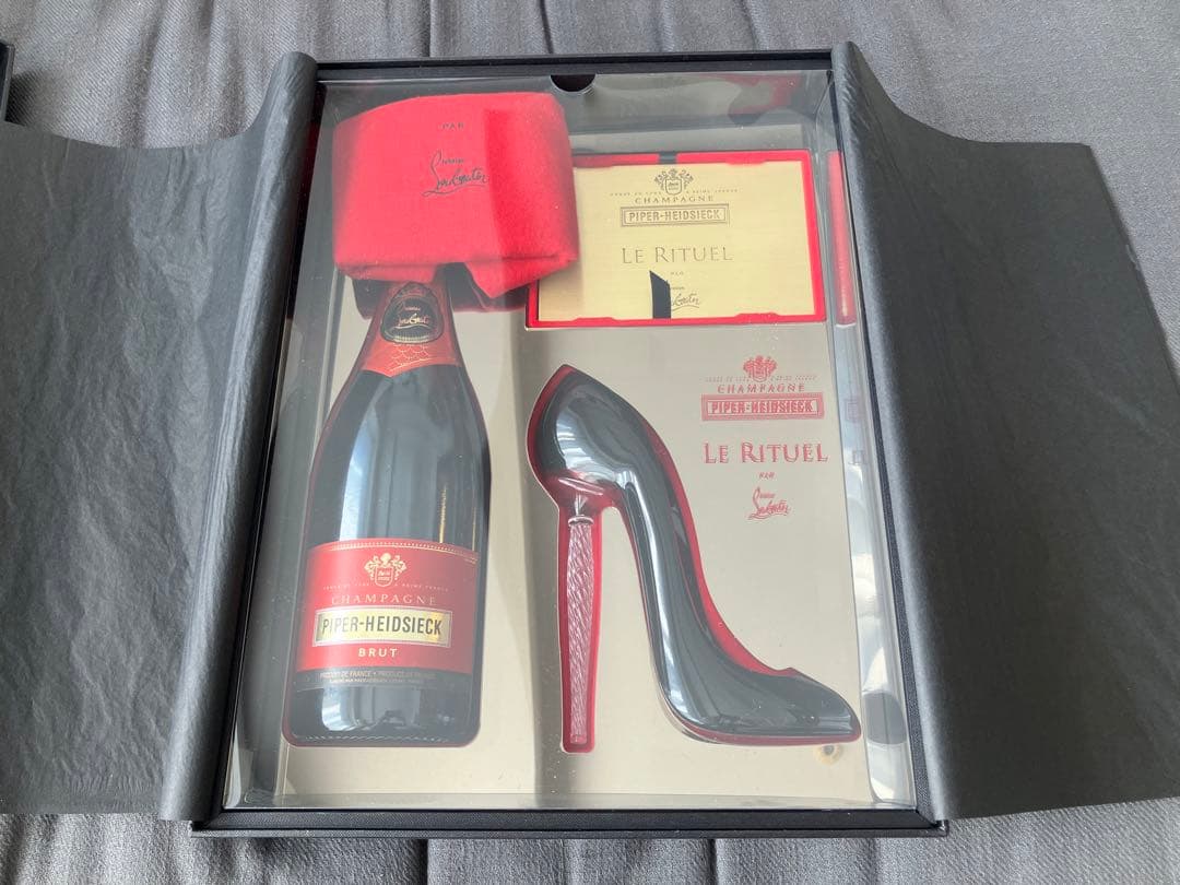 LE RITUEL　クリスチャンルブタン＆パイパーエドシック　限定コレクション