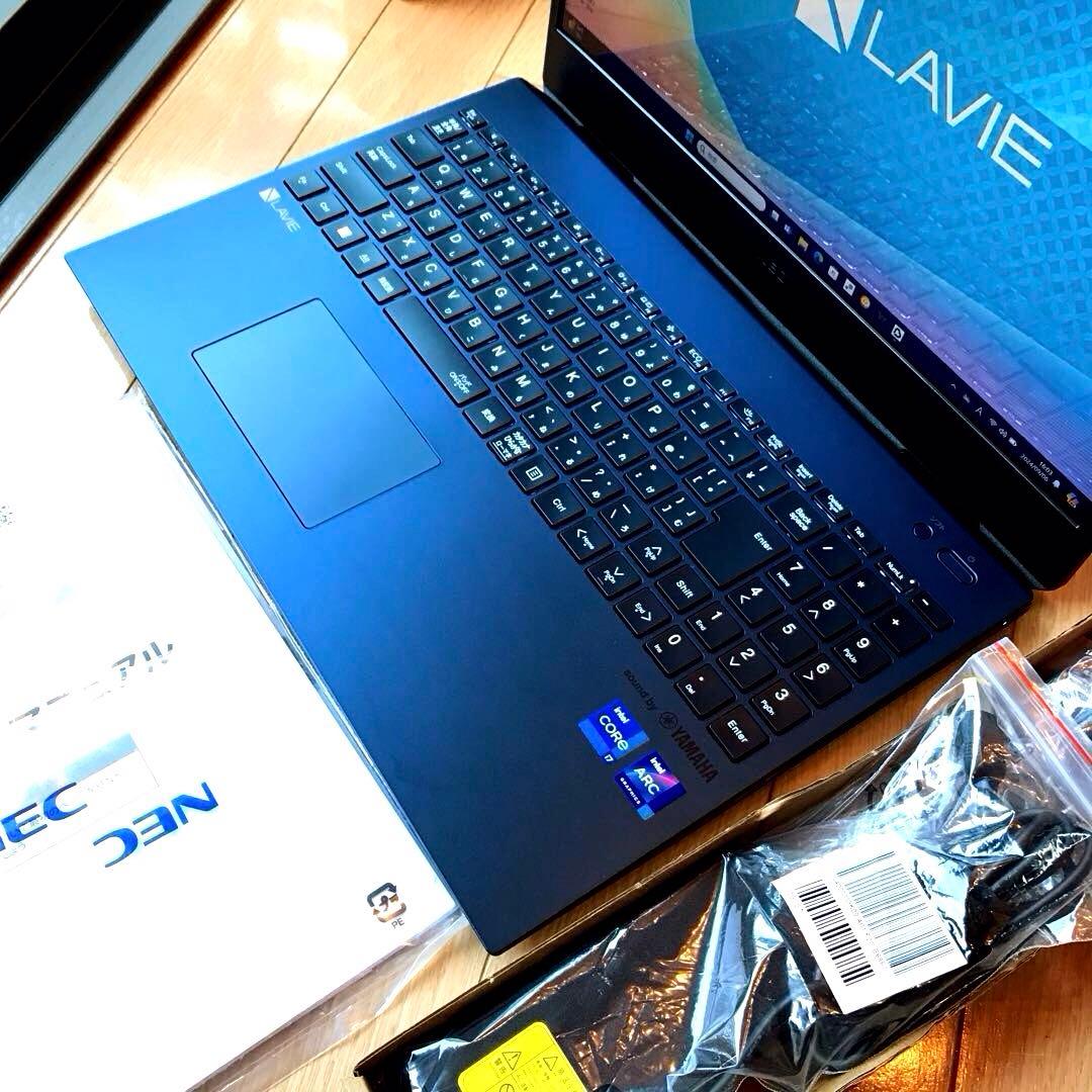 【ほぼ未使用】動作確認程度・美品N1585/EAL(新品M.2SSD 1TB)