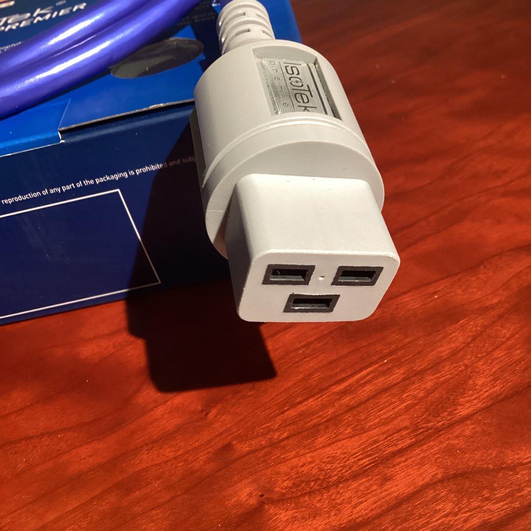 IsoTek V5 AQUARIUS パワー・コンディショナー