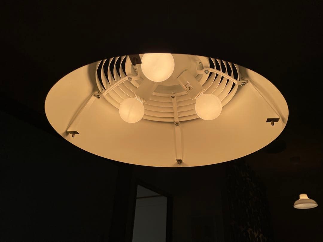 louis poulsen ルイスポールセン AJロイヤル 370