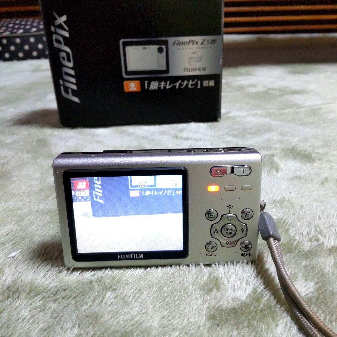 デジタルカメラ fujifilm finepix z5 fd