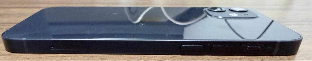 iPhone12 黒 64GB