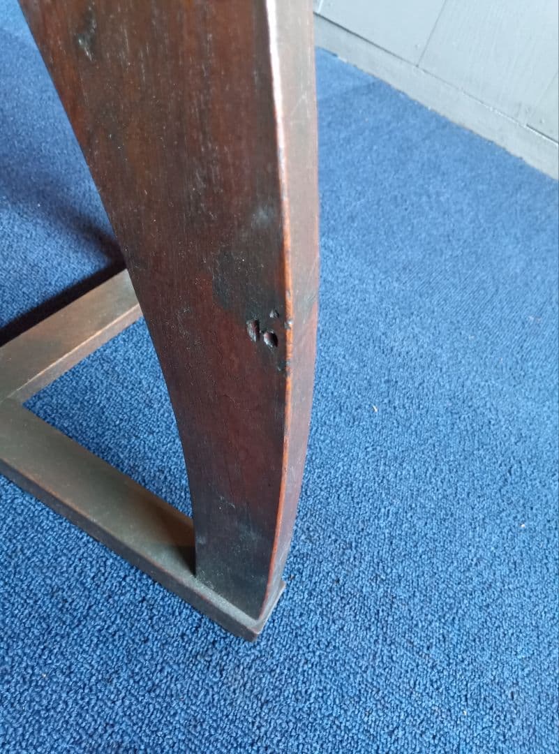 古いスツール　ビー玉　ガタつき　ヴィンテージ　昭和レトロ