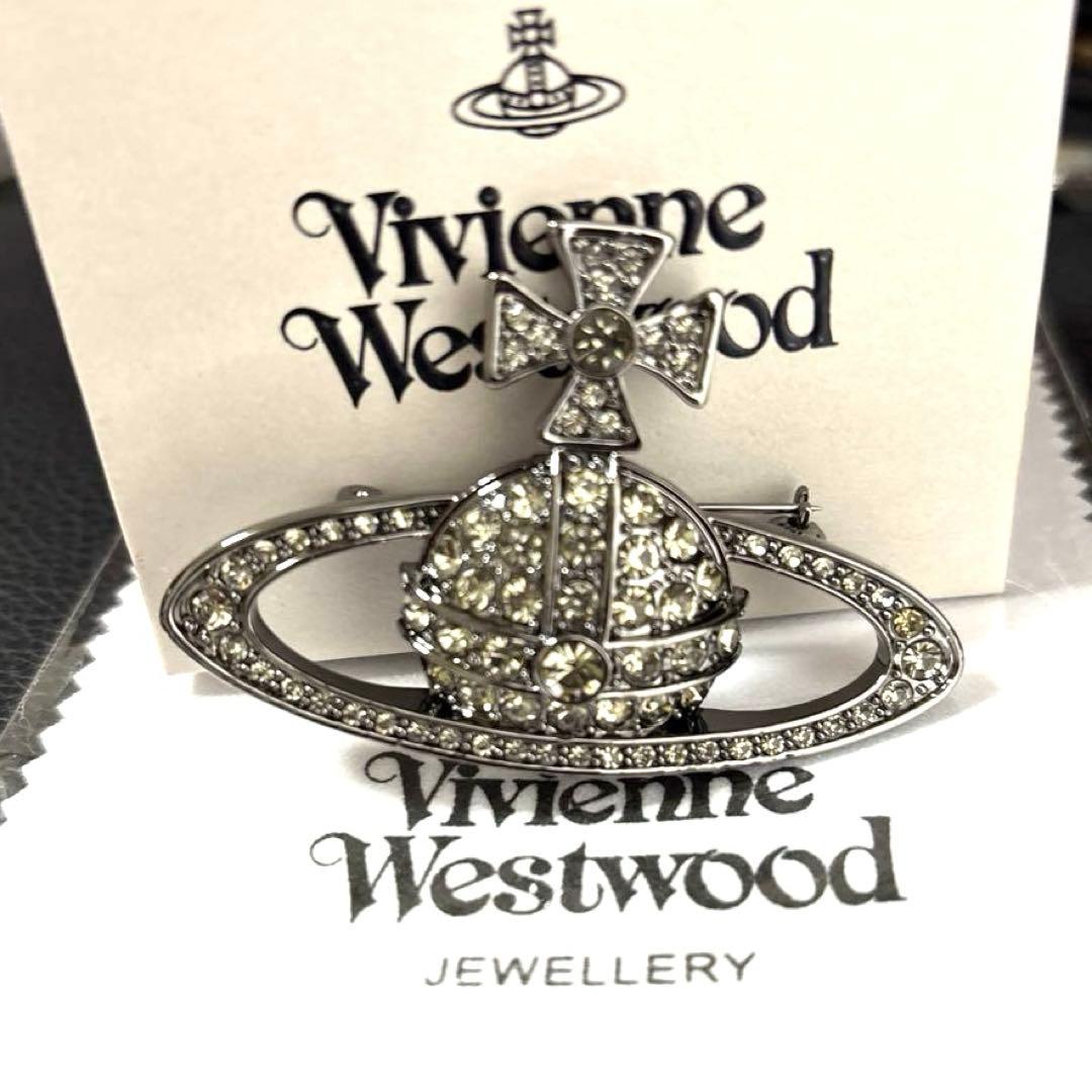Vivienne Westwood クリスタルブローチ