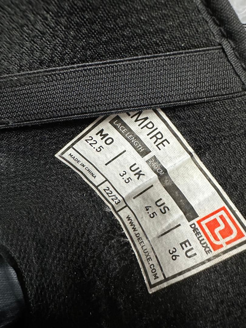 ディーラックス エンパイヤ 22.5cm