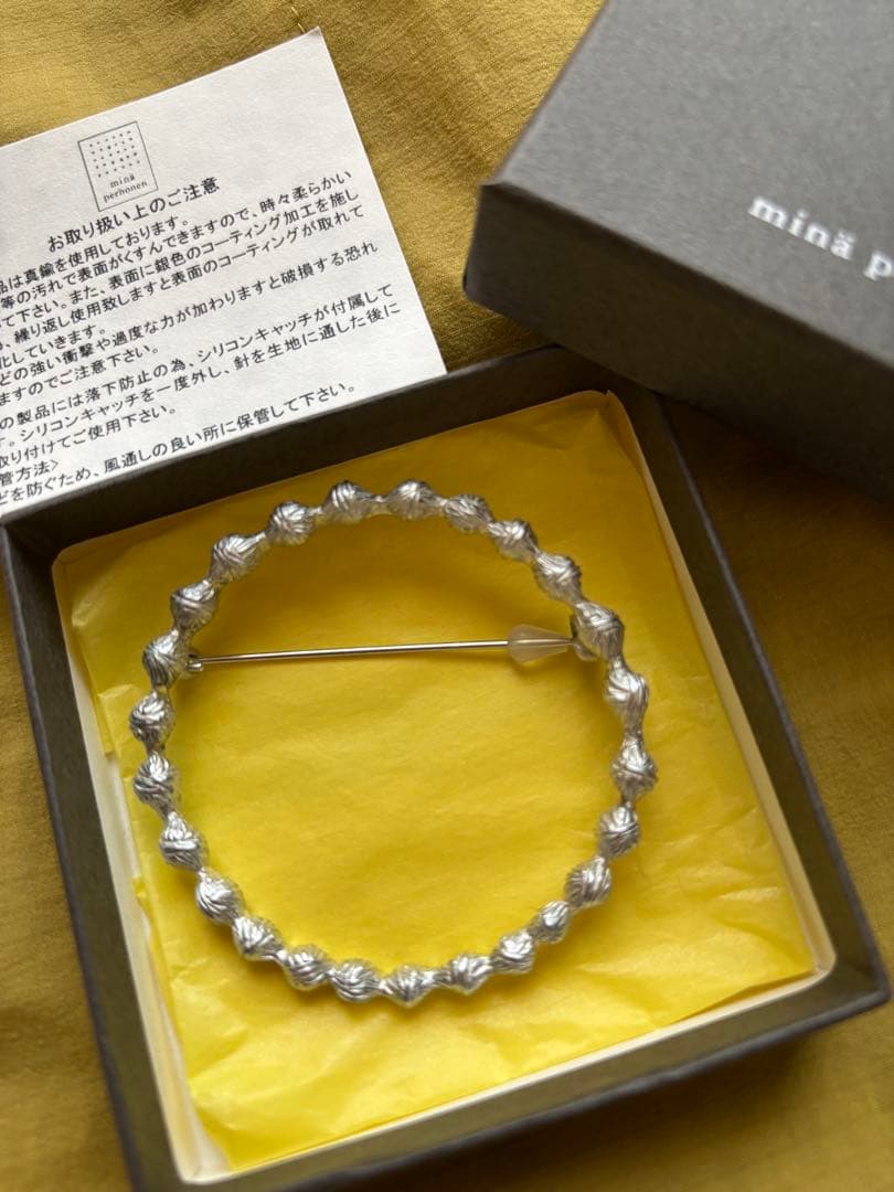 mina perhonen ミナペルホネン　タンバリンブローチ　シルバー