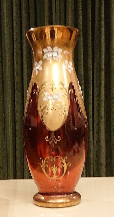 ボヘミアクリスタル 赤 花瓶　52㌢