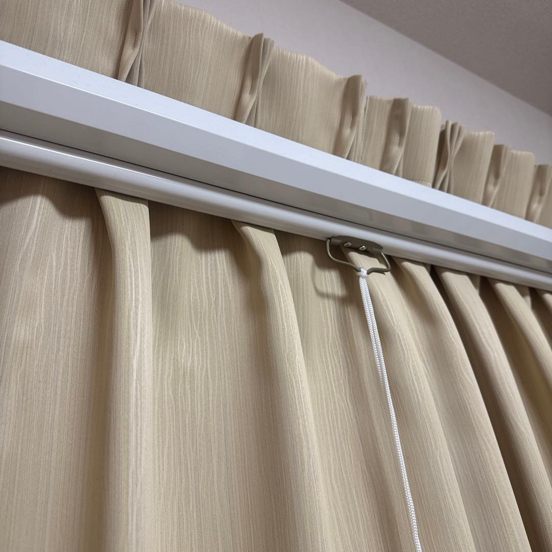 プロジェクタースクリーン ホワイト 天井取り付け