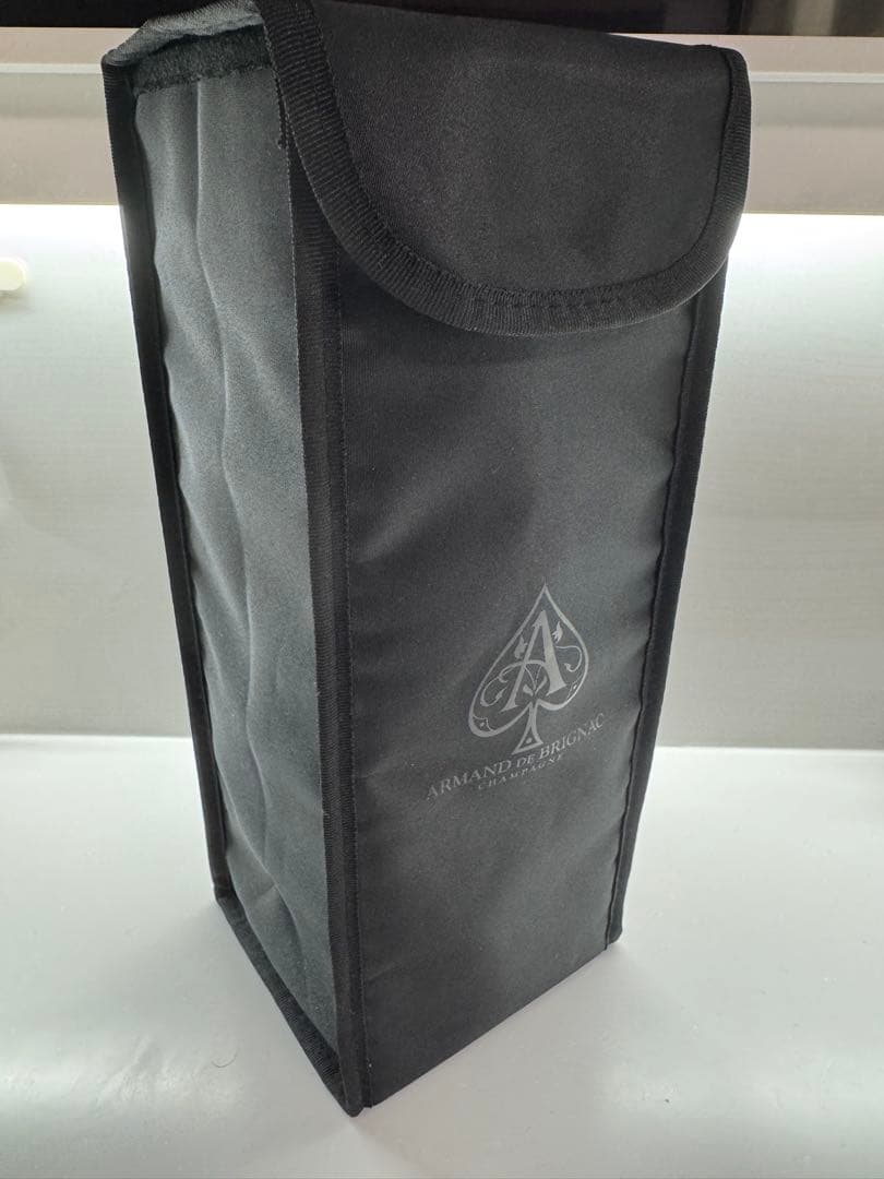 アルマンド　ブリニャック　ゴールド　750ml 空箱