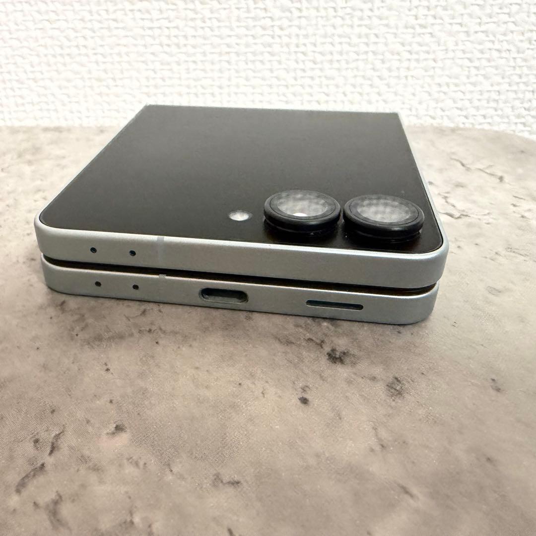 Samsung Galaxy Z Flip7 256GB ミント