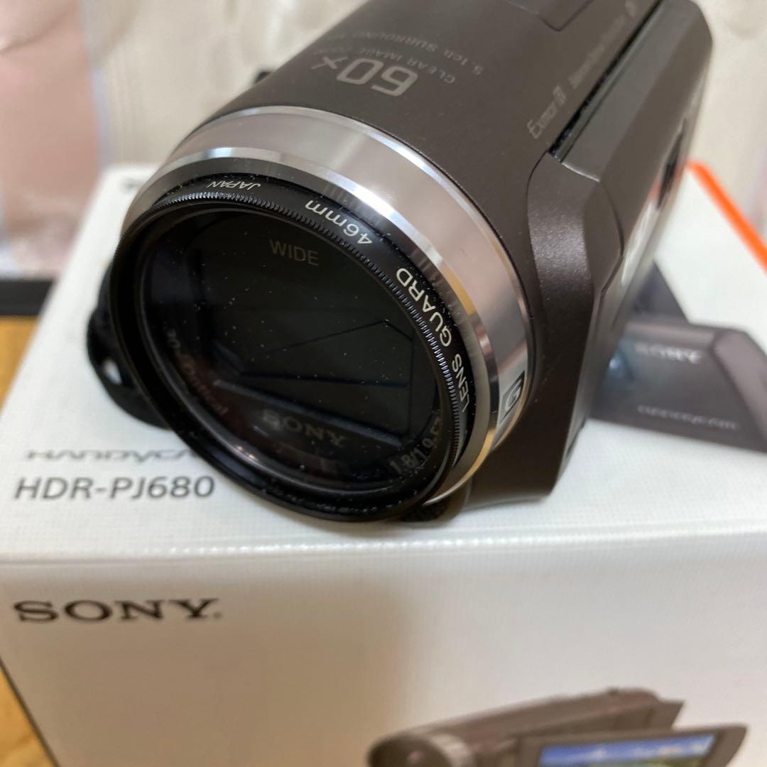 SONY HDR-PJ680 ビデオカメラ本体　HAKUBAバック　SONY三脚