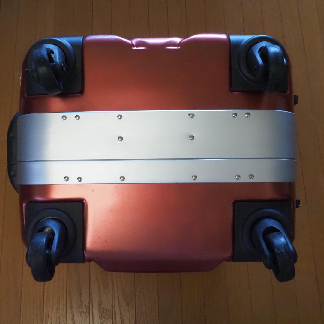 機動戦士ガンダム MS06S シャア専用ザクⅡ キャリーケース