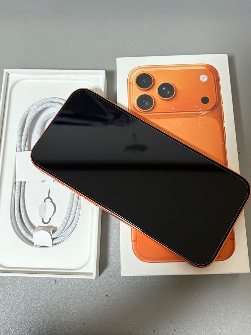 物理SIM極美品iPhone17 Pro Max 256GB コズミックオレンジ