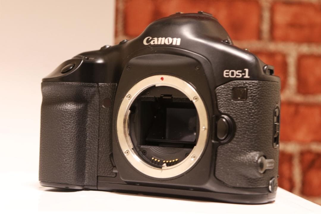 ジャンク品　Canon EOS-1V ボディのみ｜美品｜フィルムカメラ