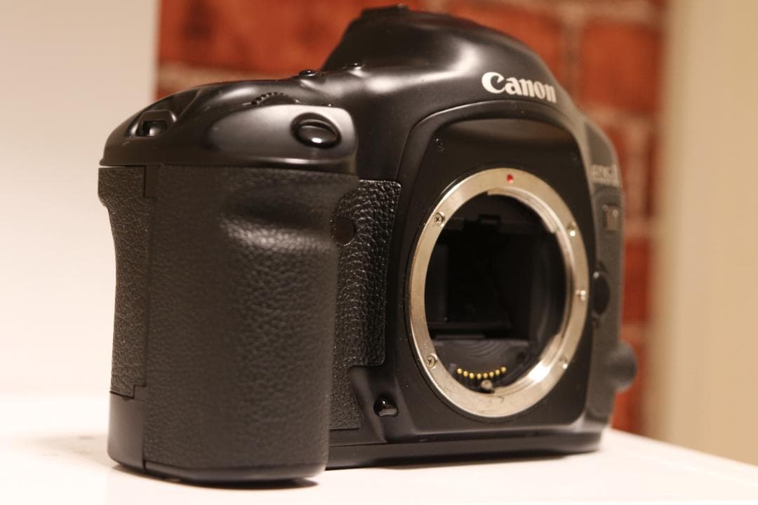 ジャンク品　Canon EOS-1V ボディのみ｜美品｜フィルムカメラ