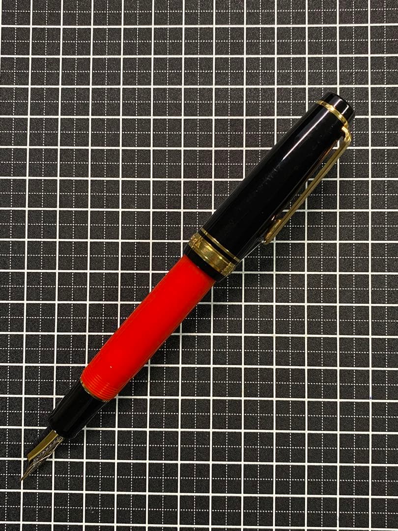 SUZUKI HAYABUSA 万年筆　字幅M