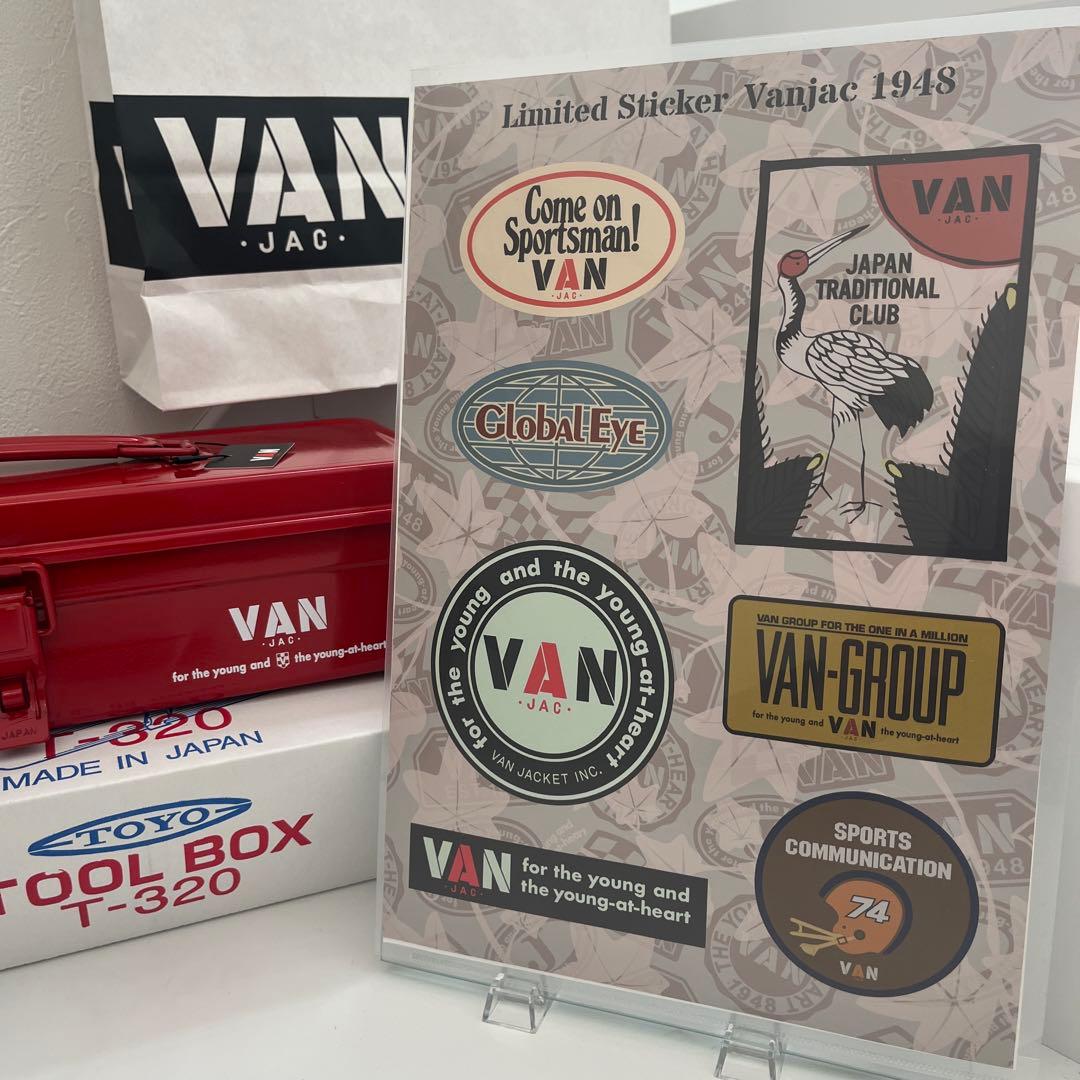 VAN小物入れ➕最新のステッカー♪