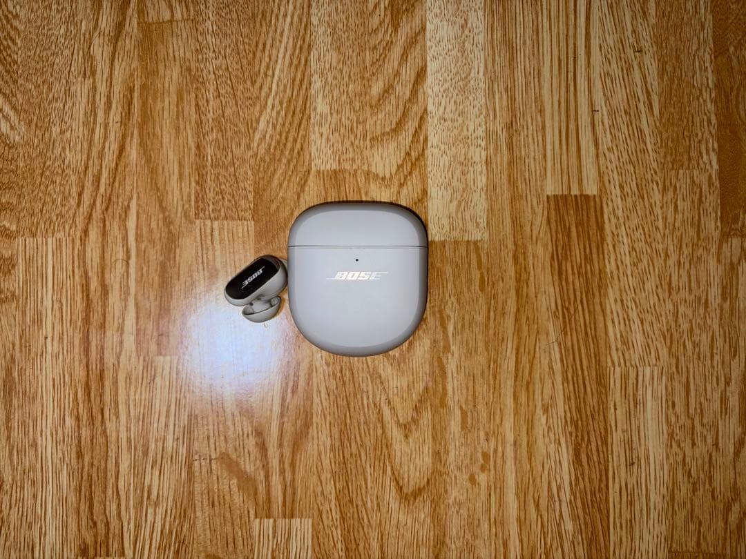 bose qc ultra earbuds 本体、右耳のみ