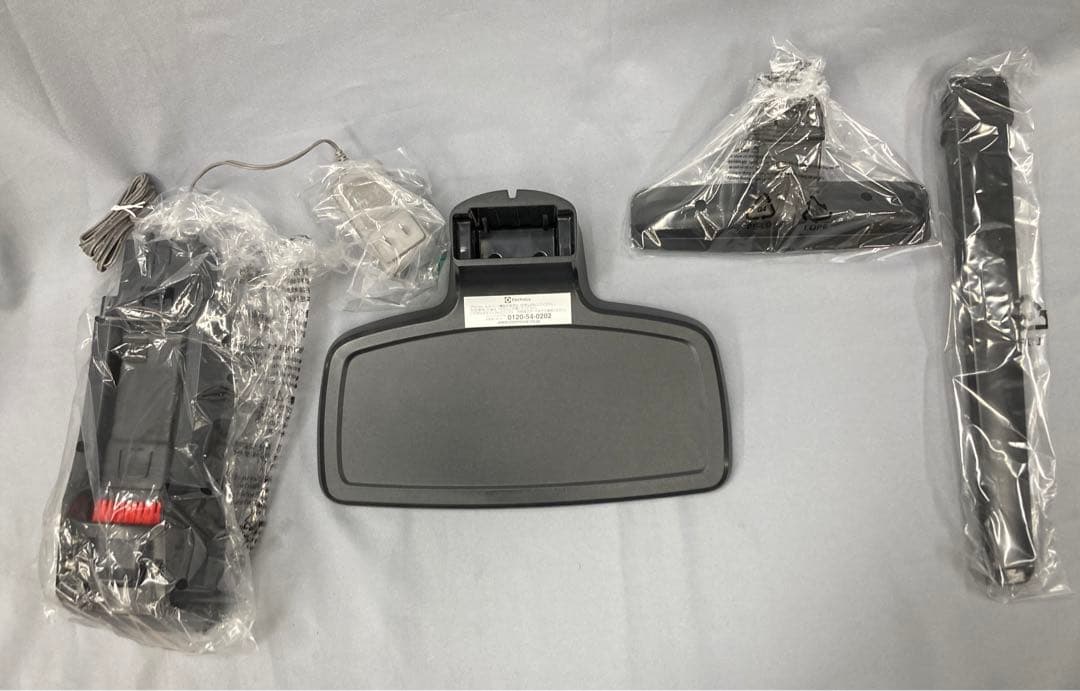 新品 Electrolux エルゴラピード・リチウム ZB3502IG 掃除機